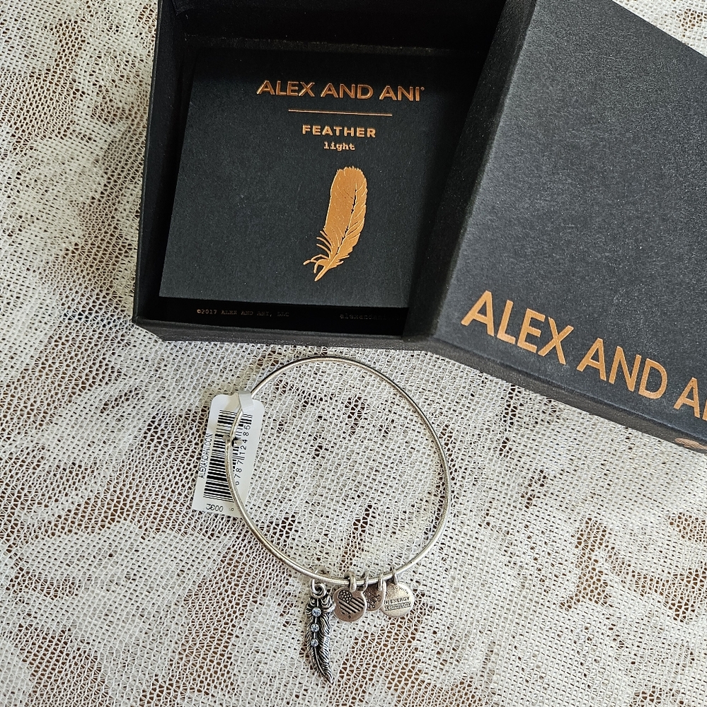 Brand New Alex And Ani Feather Charm Bracelet